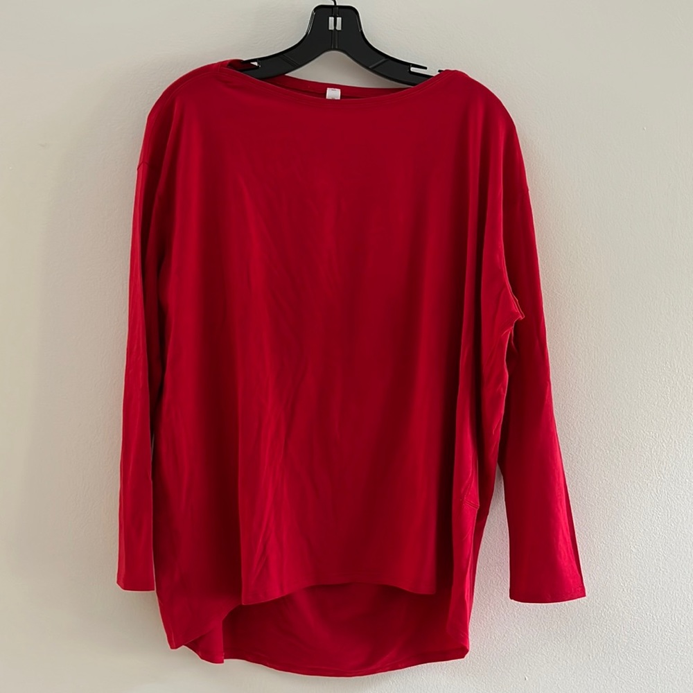 LULULEMON Back in Action Long Sleeve Shirt 10, Red